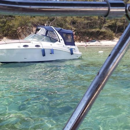 Hebergement Insolite Sur Un Bateau A Quai Hotel Ла Лонд-ле-Мор Екстериор снимка